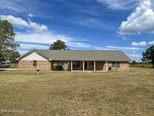 121 Old Progress Road, Moselle, MS 39459