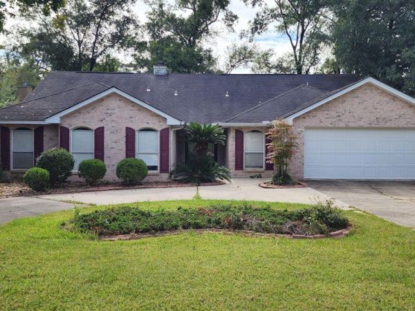 8331 Makiki Drive, Diamondhead, MS 39525