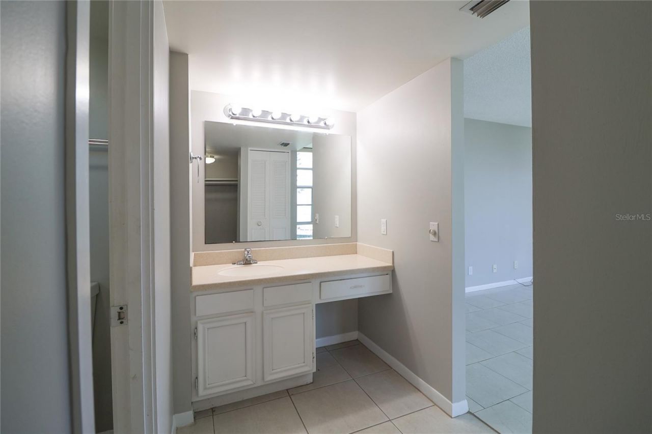 7400 Sun Island Drive S, Unit 501, South Pasadena, FL 33707 Photo