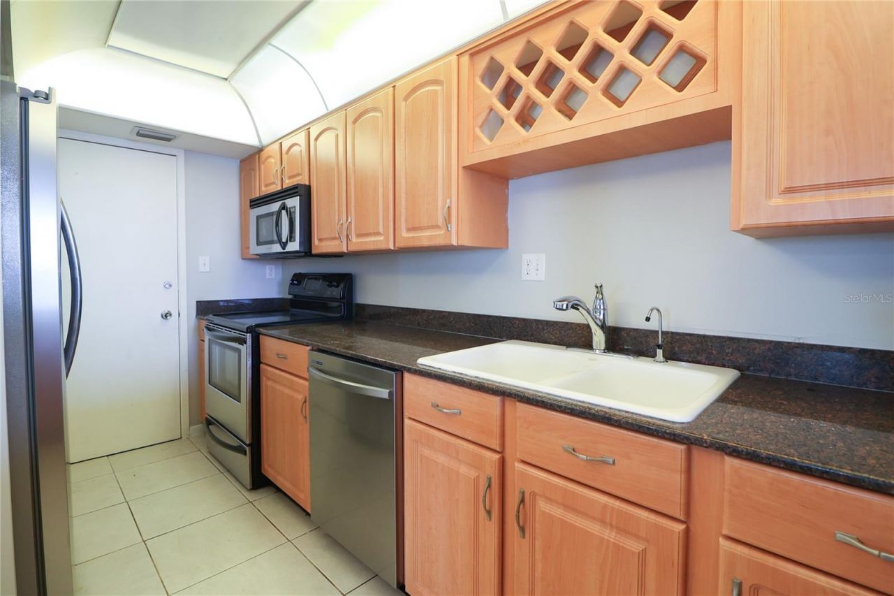 7400 Sun Island Drive S, Unit 501, South Pasadena, FL 33707 Photo