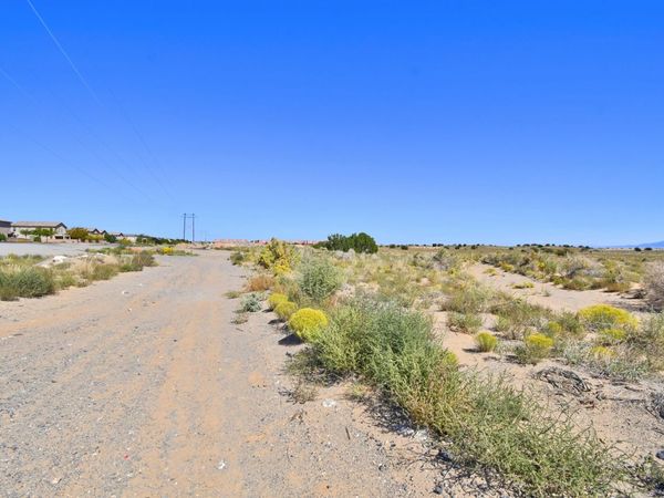 Alfanje Street NW, Albuquerque, NM 87120