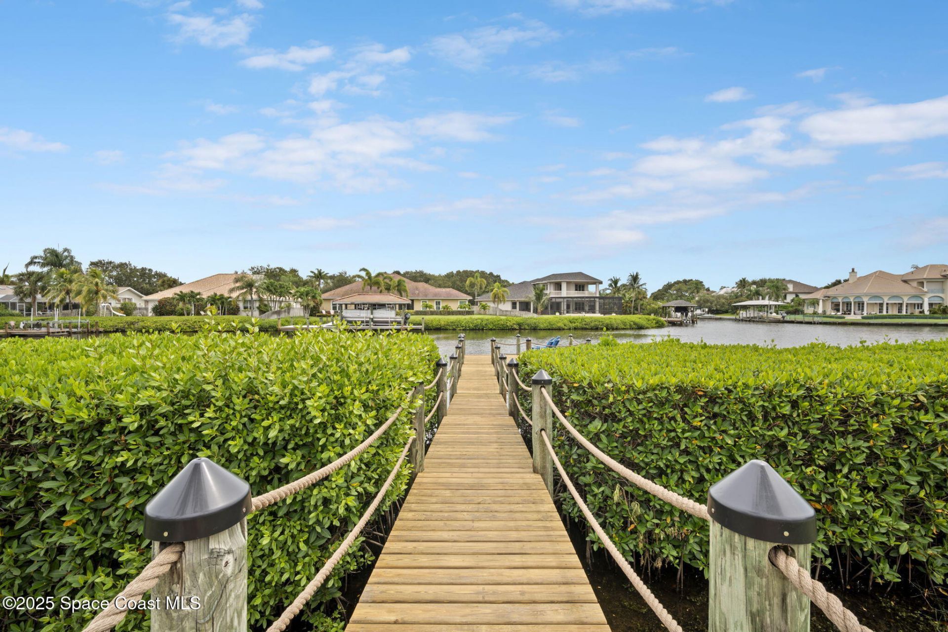 142 Lansing Island Drive, Indian Harbor Beach, FL 32937 Photo