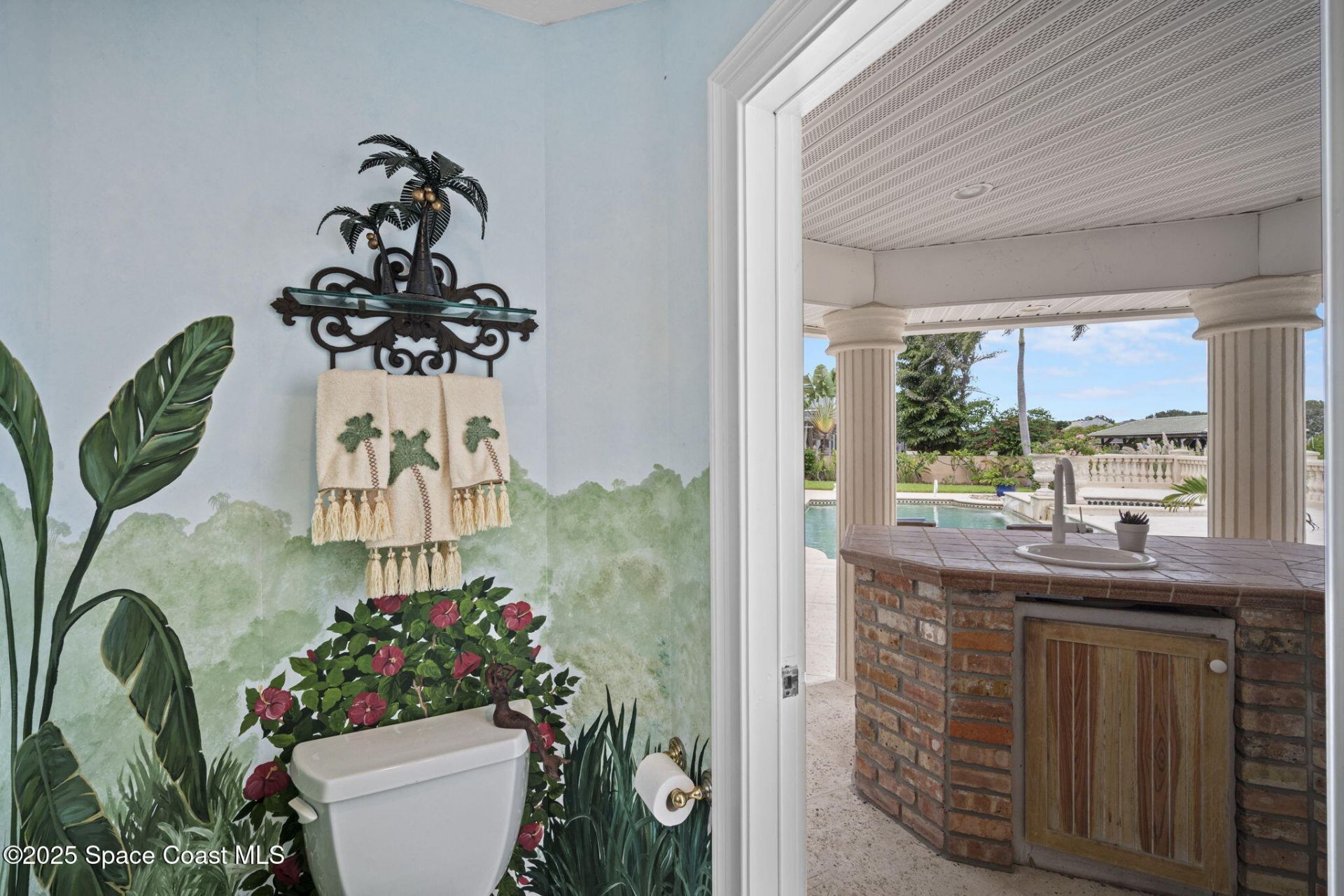 142 Lansing Island Drive, Indian Harbor Beach, FL 32937 Photo