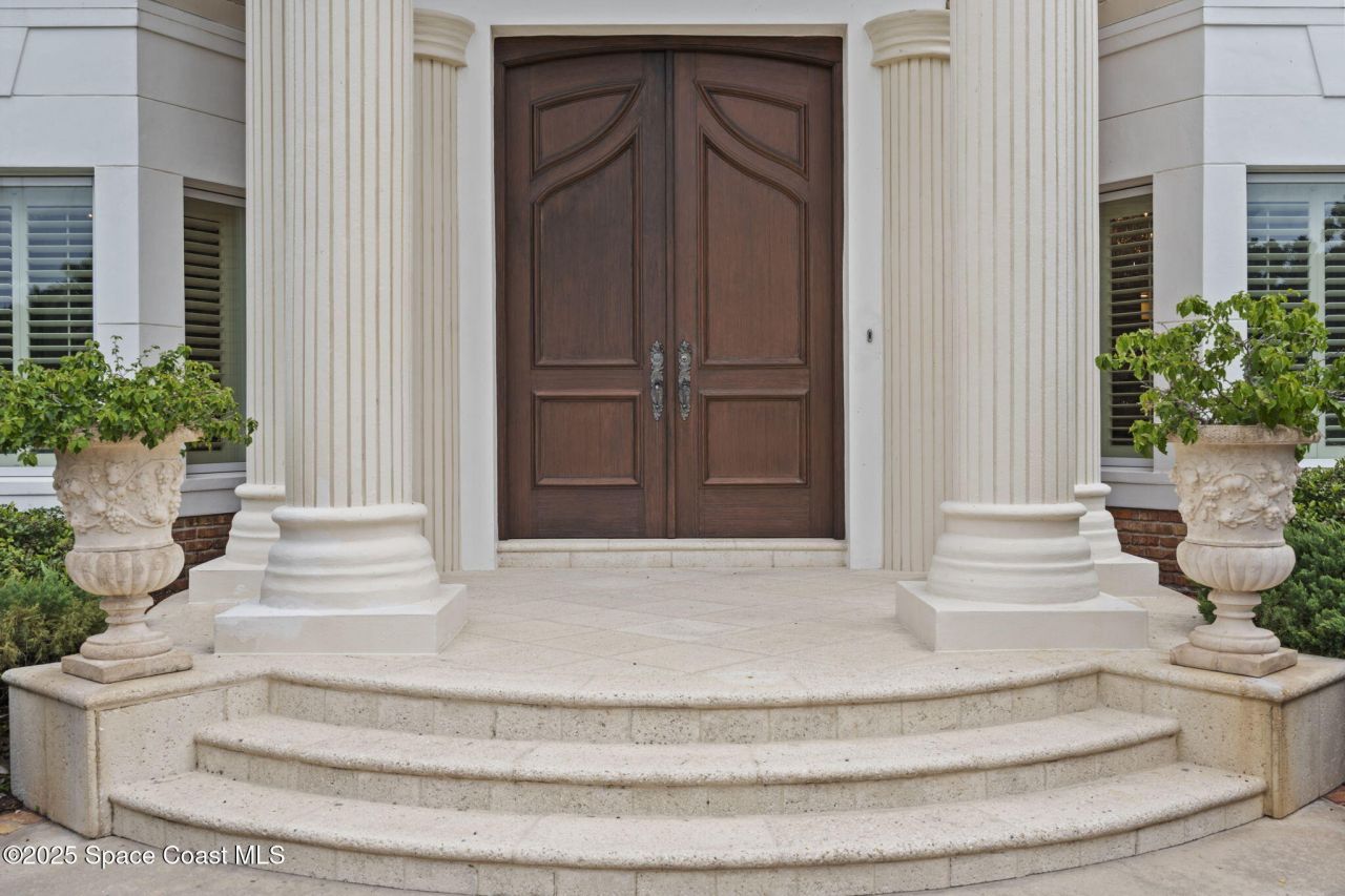 142 Lansing Island Drive, Indian Harbor Beach, FL 32937 Photo