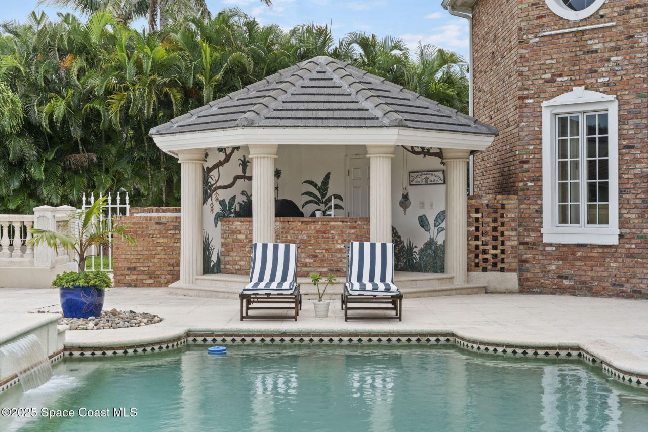 142 Lansing Island Drive, Indian Harbor Beach, FL 32937 Photo