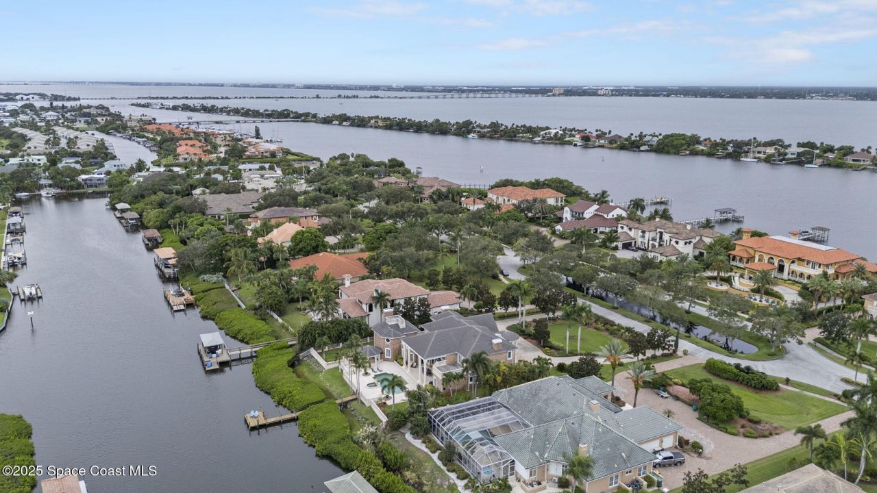 142 Lansing Island Drive, Indian Harbor Beach, FL 32937 Photo