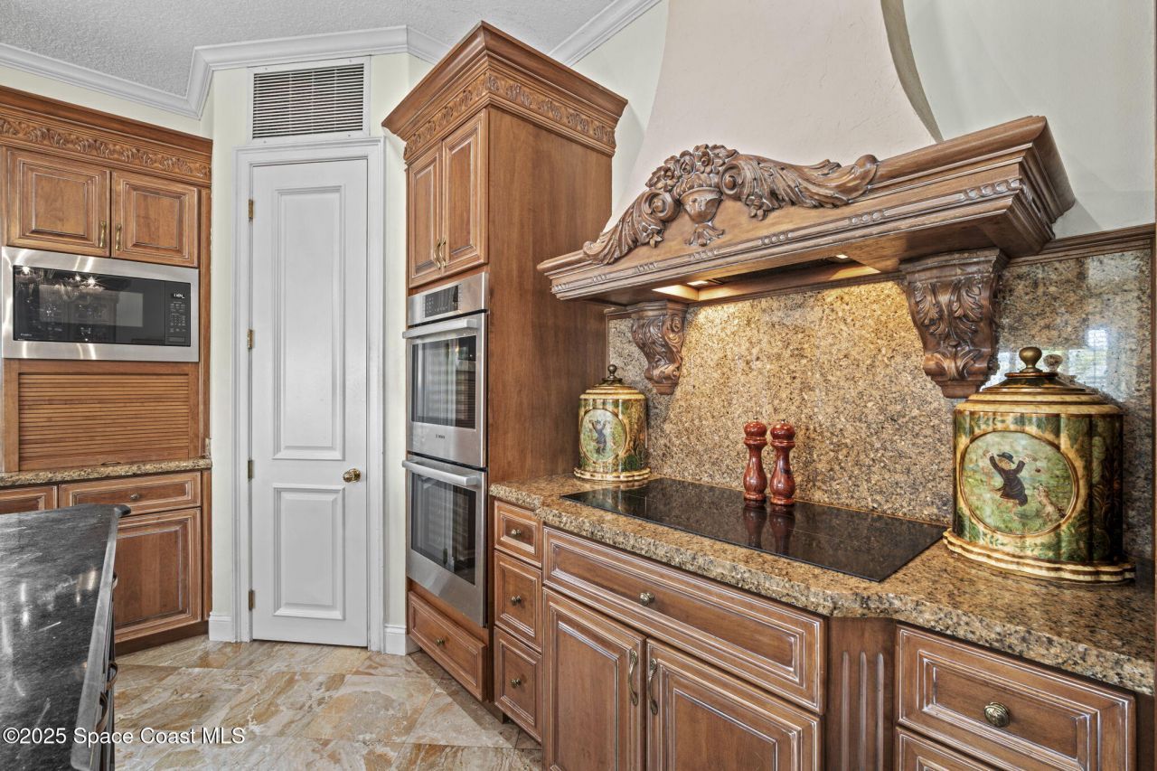 142 Lansing Island Drive, Indian Harbor Beach, FL 32937 Photo