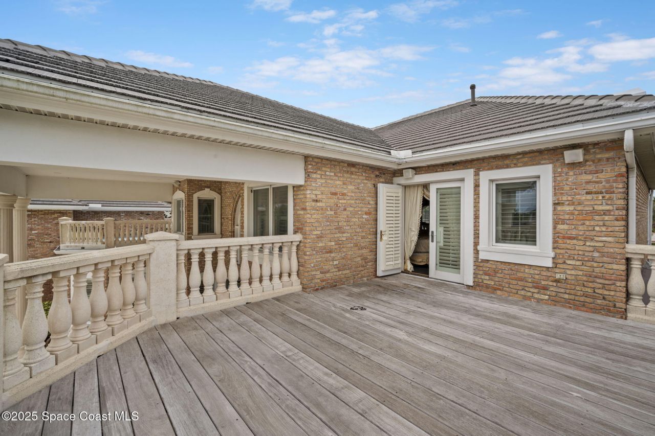 142 Lansing Island Drive, Indian Harbor Beach, FL 32937 Photo