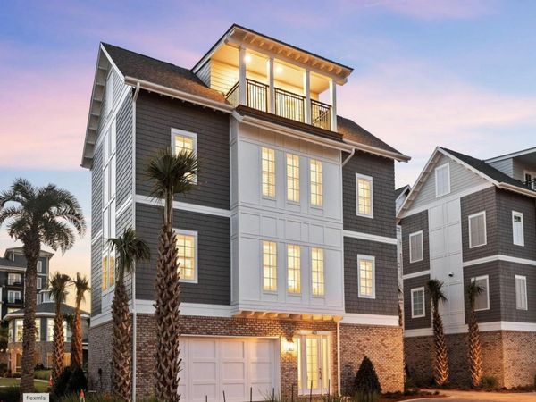 413 Henderson Cottage Way, Destin, FL 32541