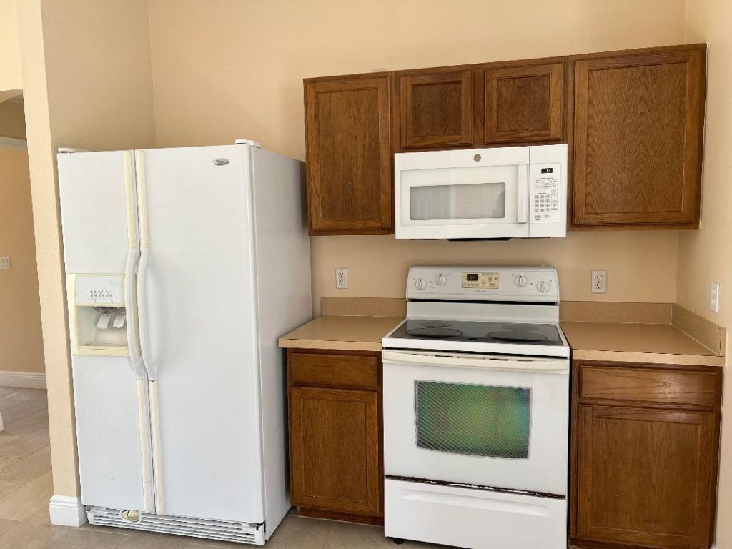 355 SW Fairway Avenue, Port Saint Lucie, FL 34983 Photo