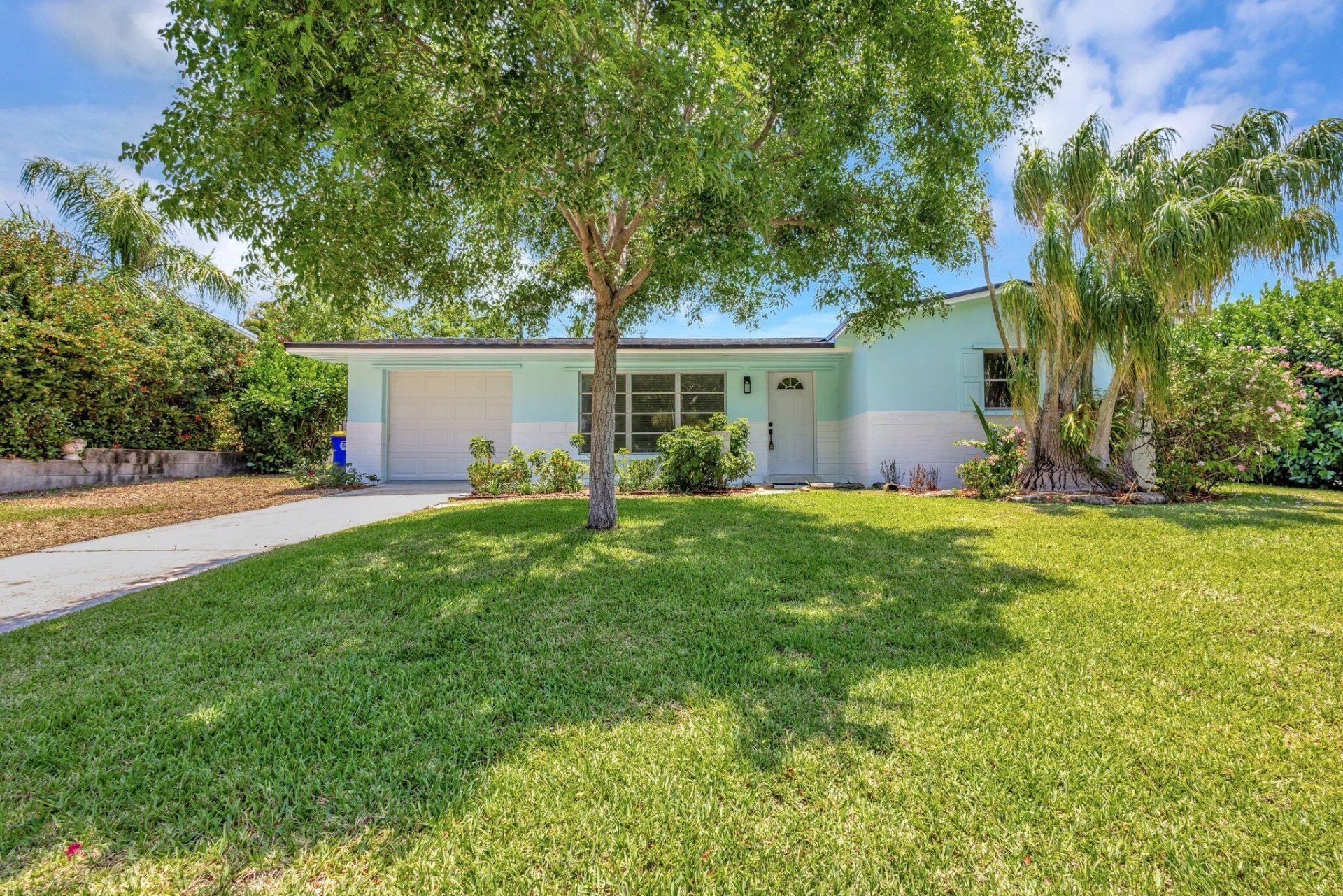 3837 NE Melba Drive, Jensen Beach, FL 34957 Photo