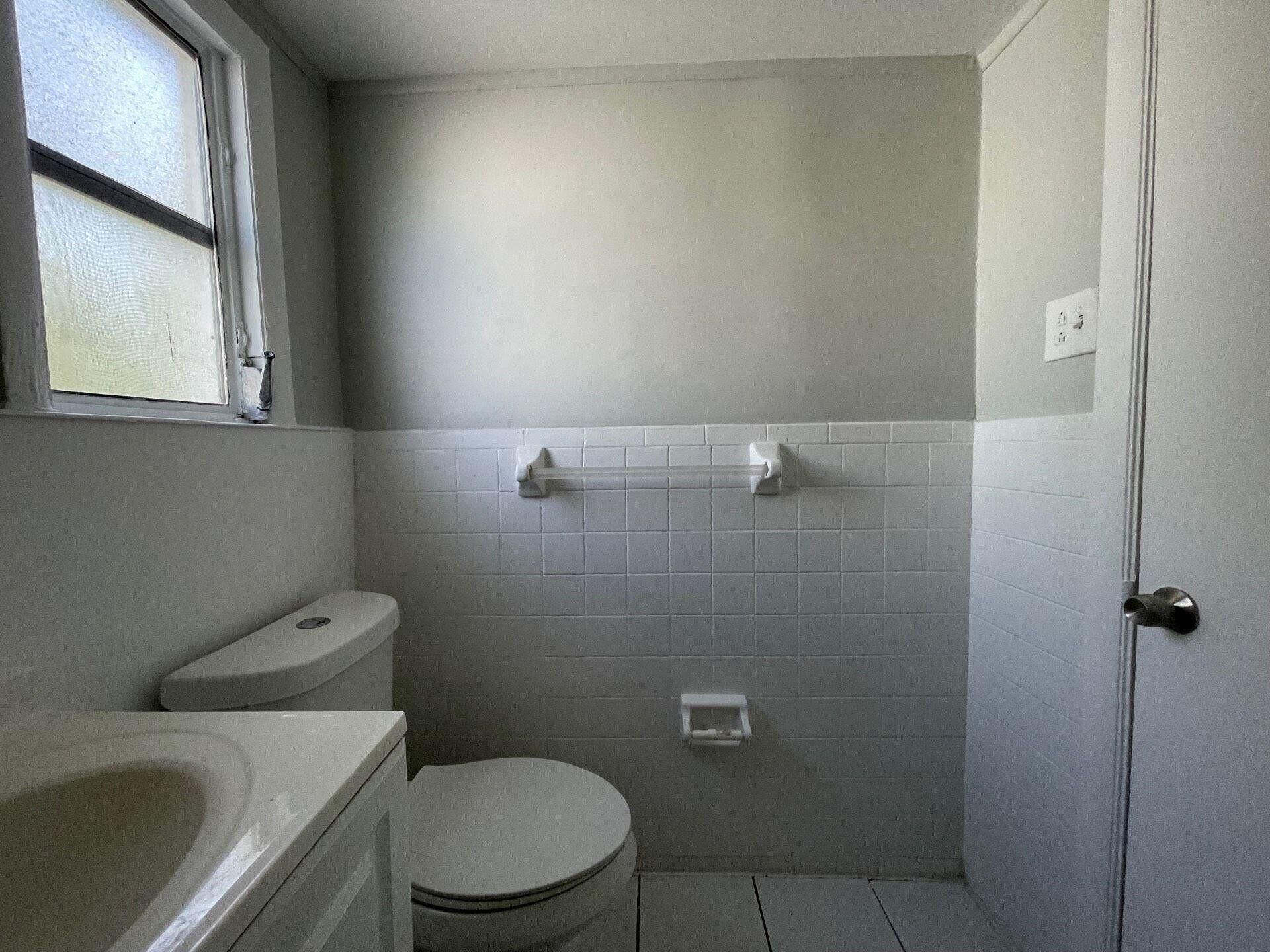 736 Omar Road, Unit 1, West Palm Beach, FL 33405 Photo