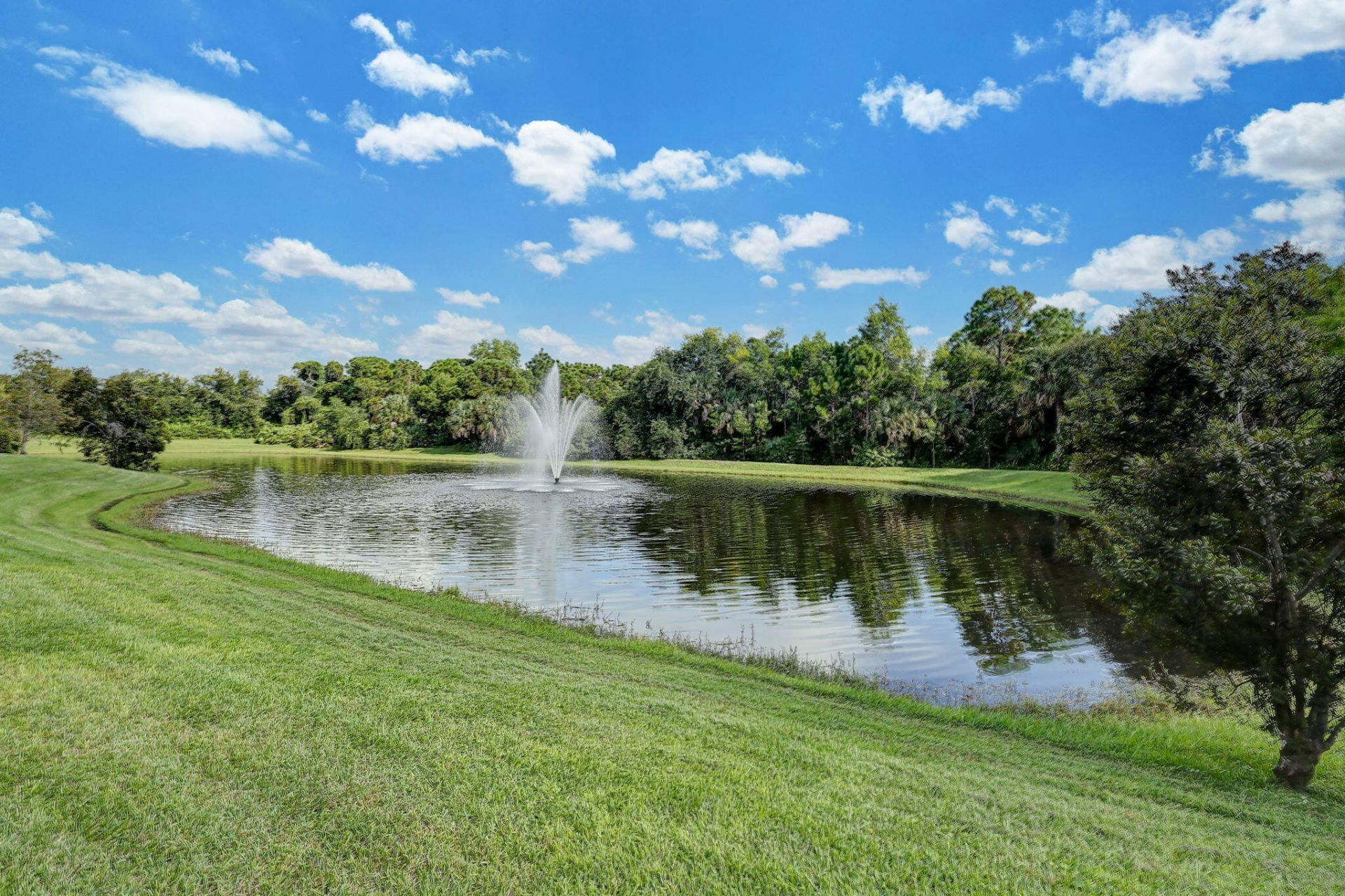 2988 SE Lexington Lakes Drive, Stuart, FL 34994 Photo