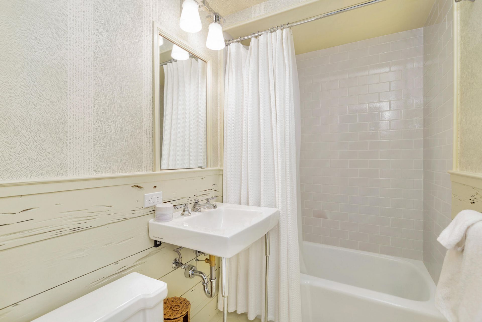 417 Peruvian Avenue, Unit 1, Palm Beach, FL 33480 Photo