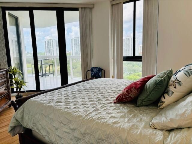 20185 E Country Club Drive, Unit 1209, Aventura, FL 33180 Photo