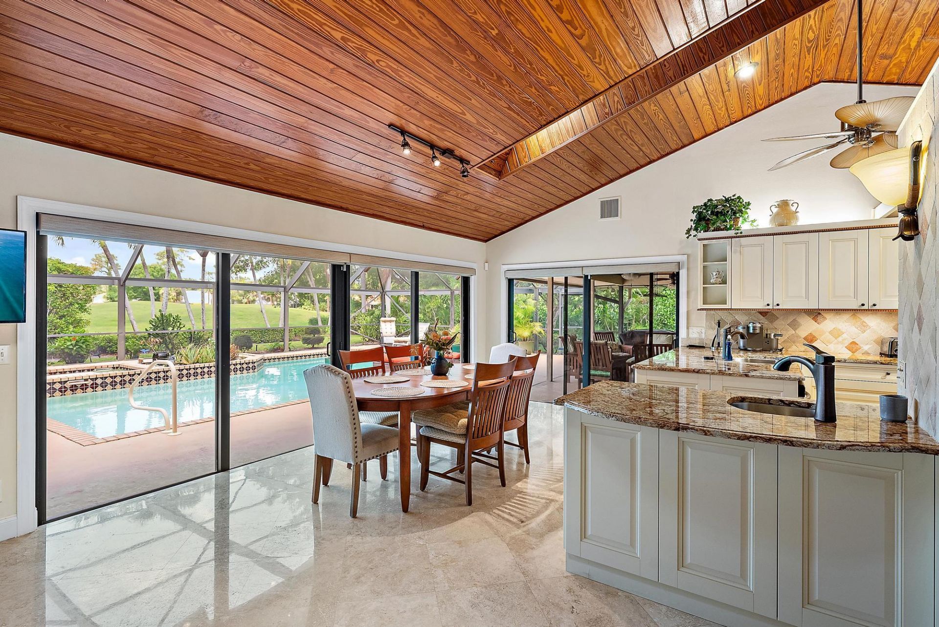 16 Thurston Drive, Palm Beach Gardens, FL 33418 Photo