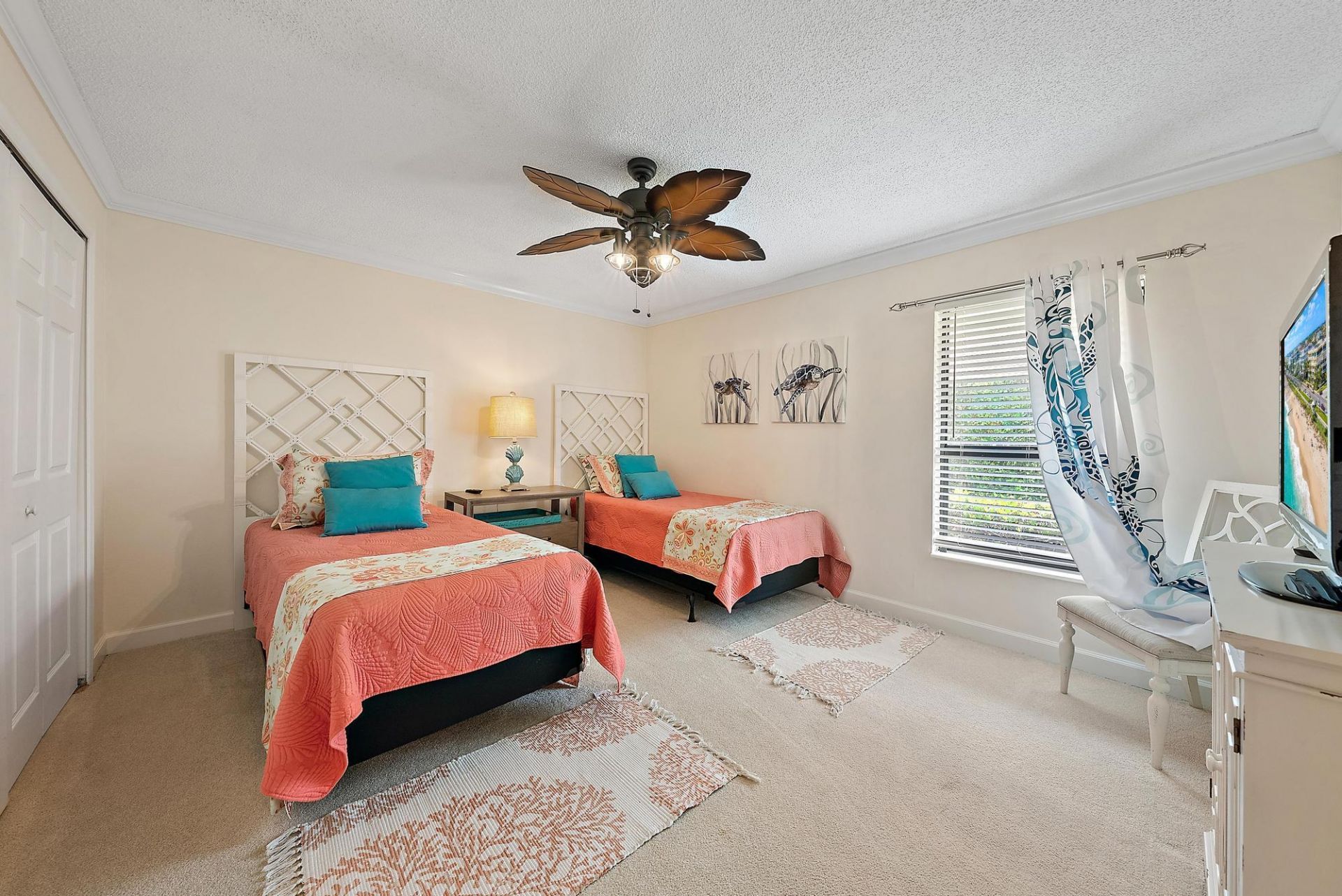 16 Thurston Drive, Palm Beach Gardens, FL 33418 Photo