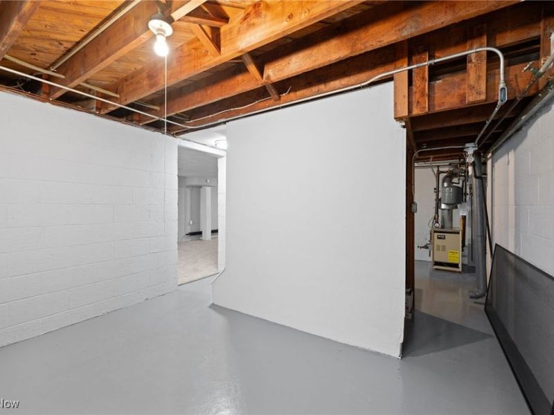 1895 Temblethurst Road, Cleveland, OH 44121 Photo 28