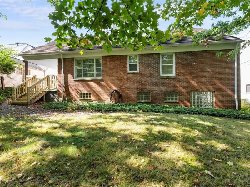 1895 Temblethurst Road, Cleveland, OH 44121 Photo 33