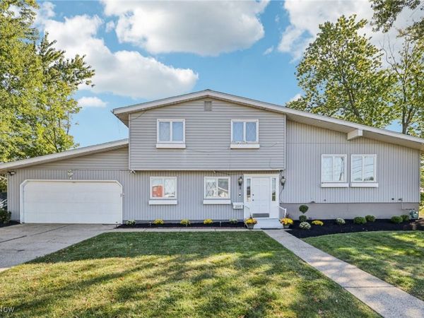 2315 Mark Drive, Lorain, OH 44052