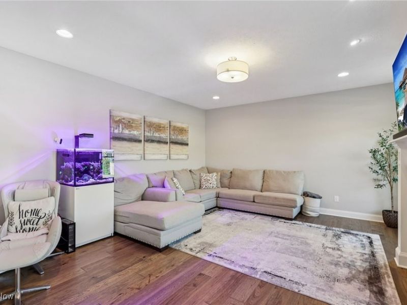 36728 Capri Lane, North Ridgeville, OH 44039 Photo 3