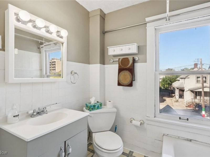 1357 W 69th Street, Cleveland, OH 44102 Photo 29