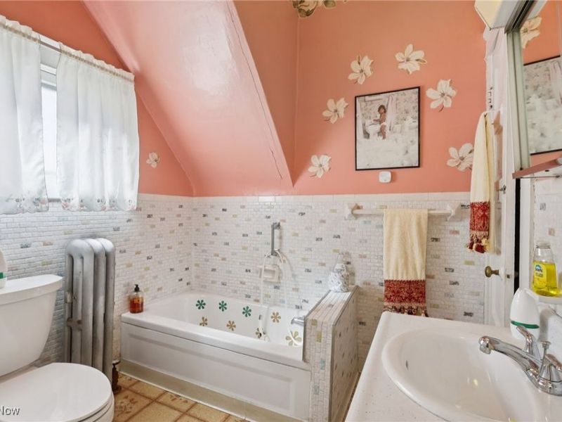 1357 W 69th Street, Cleveland, OH 44102 Photo 8