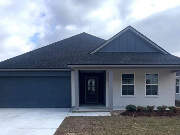 114 Harvest Falls Drive, Broussard, LA 70518