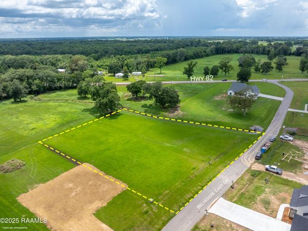 5305 Belvedere Drive , Youngsville, LA 70592