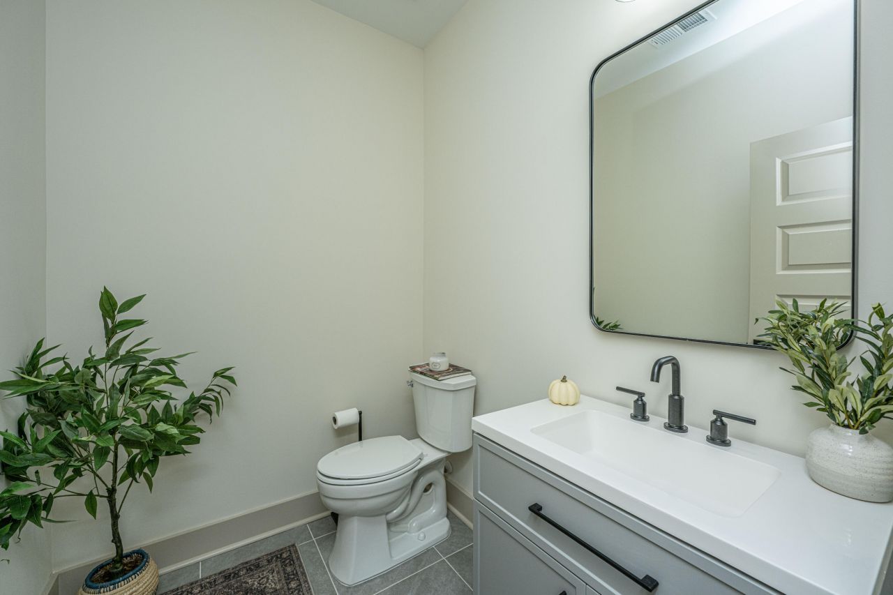 873 Grannys Lane Photo 46