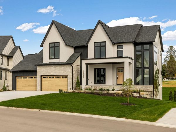 16382 46th Court N, Plymouth, MN 55446