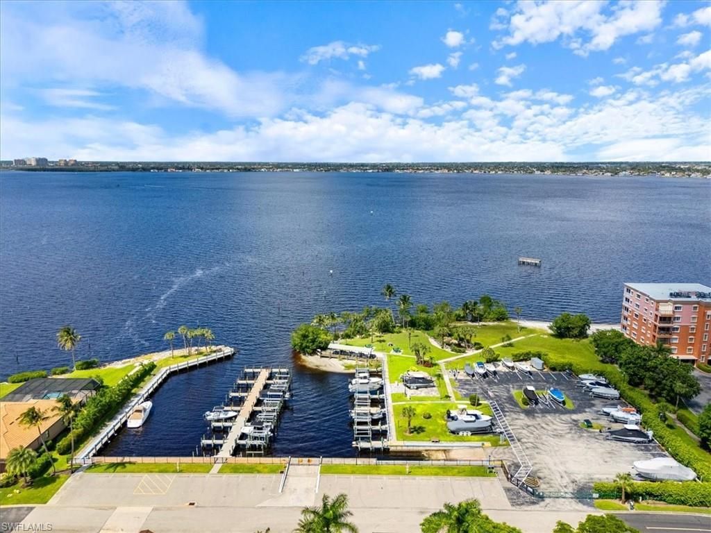 5405 Peppertree Dr, Unit 3, Fort Myers, FL 33908 Photo