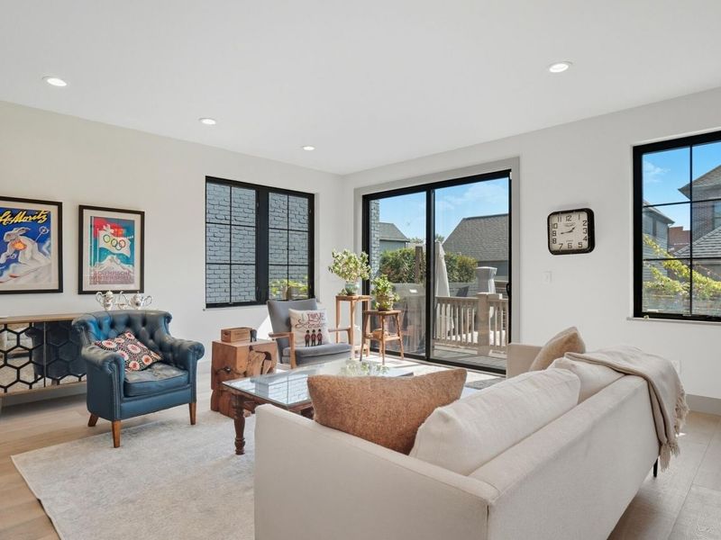 249 E Greenwood Avenue, Columbus, OH 43201 Photo 10