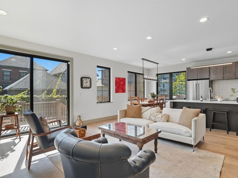 249 E Greenwood Avenue, Columbus, OH 43201 Photo 11