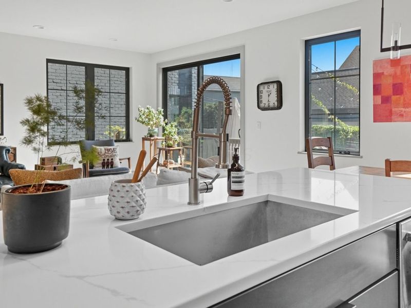 249 E Greenwood Avenue, Columbus, OH 43201 Photo 22