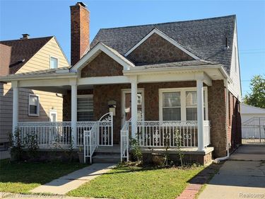 7308 Orchard Avenue, Dearborn, MI 48126