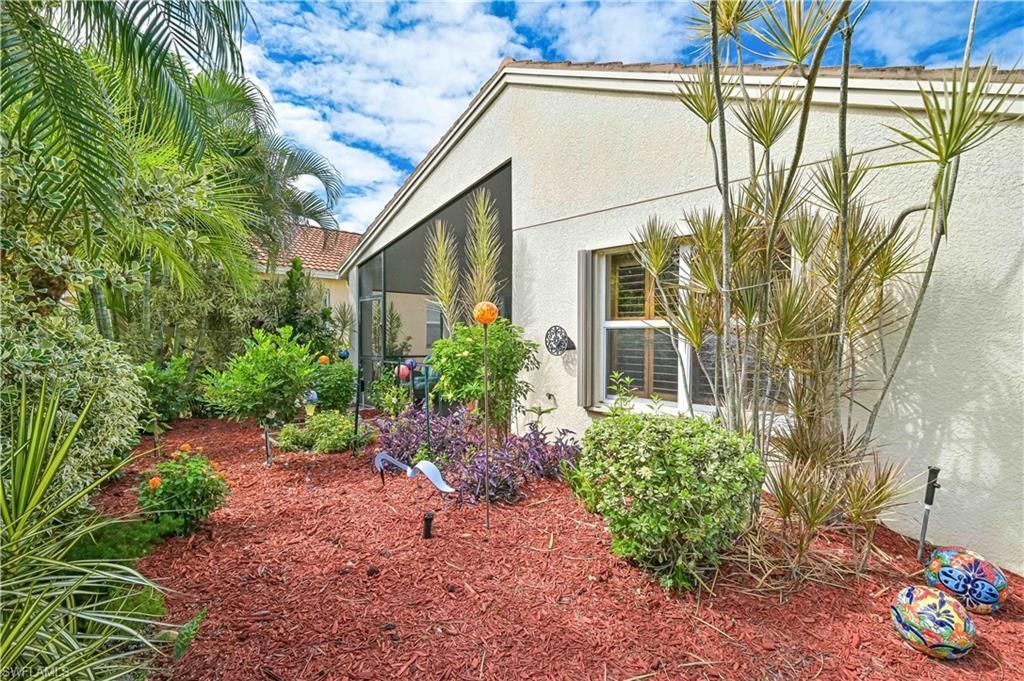 10539 Carolina Willow Dr, Fort Myers, FL 33913 Photo