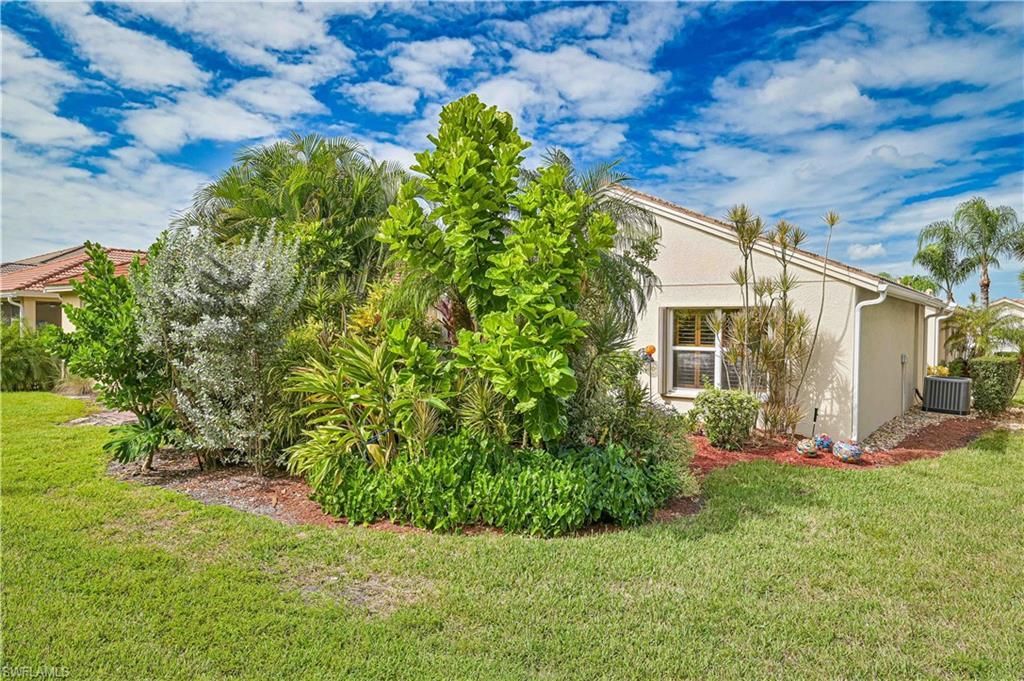 10539 Carolina Willow Dr, Fort Myers, FL 33913 Photo