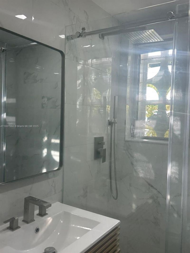 6805 Abbott Ave, Unit 1, Miami Beach, FL 33141 Photo