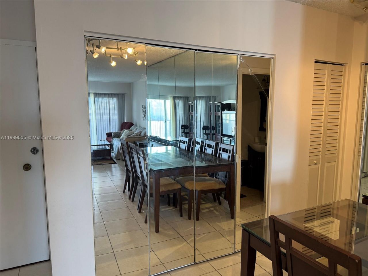 1985 S Ocean Dr, Unit 15A, Hallandale Beach, FL 33009 Photo