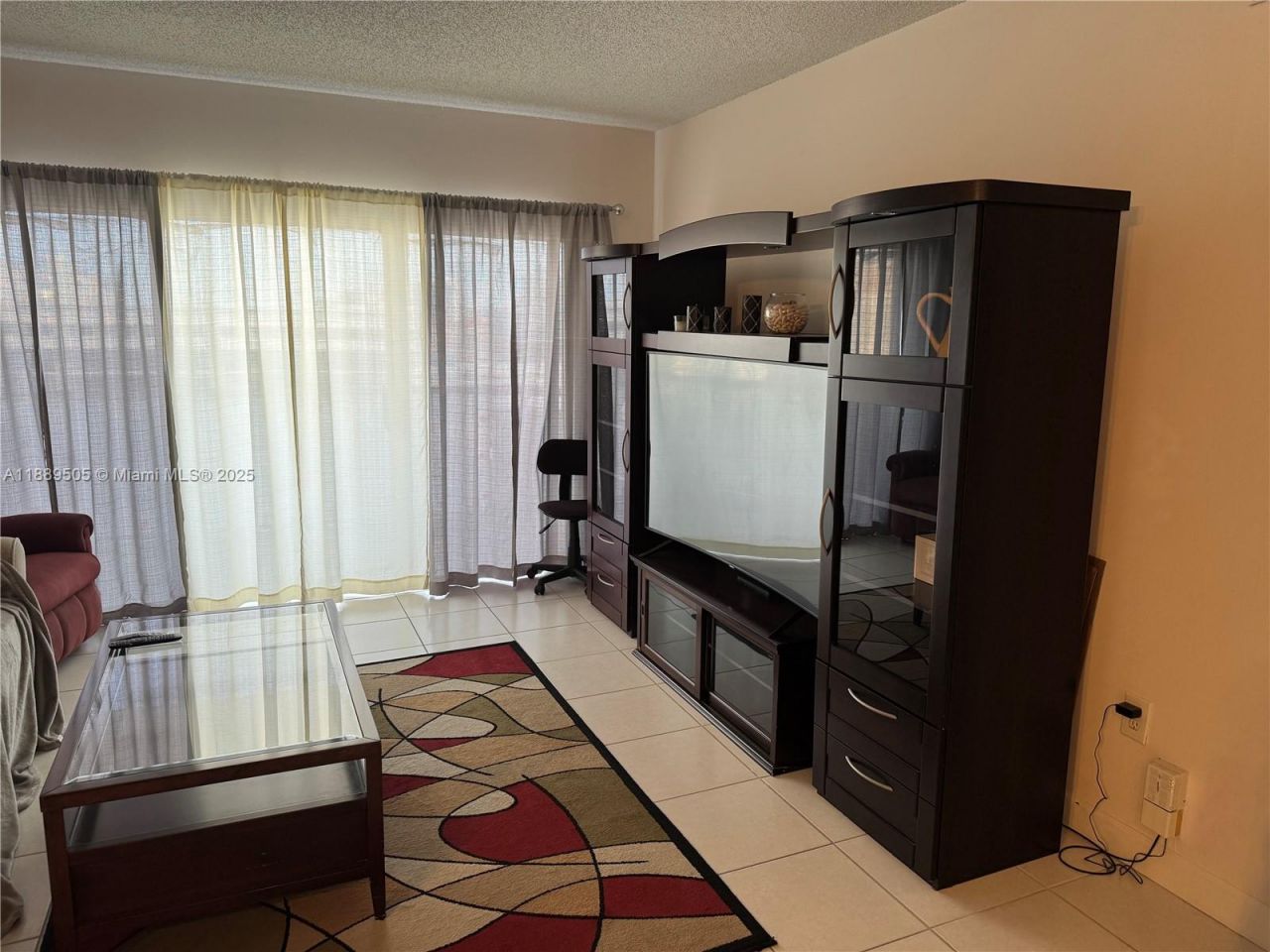 1985 S Ocean Dr, Unit 15A, Hallandale Beach, FL 33009 Photo