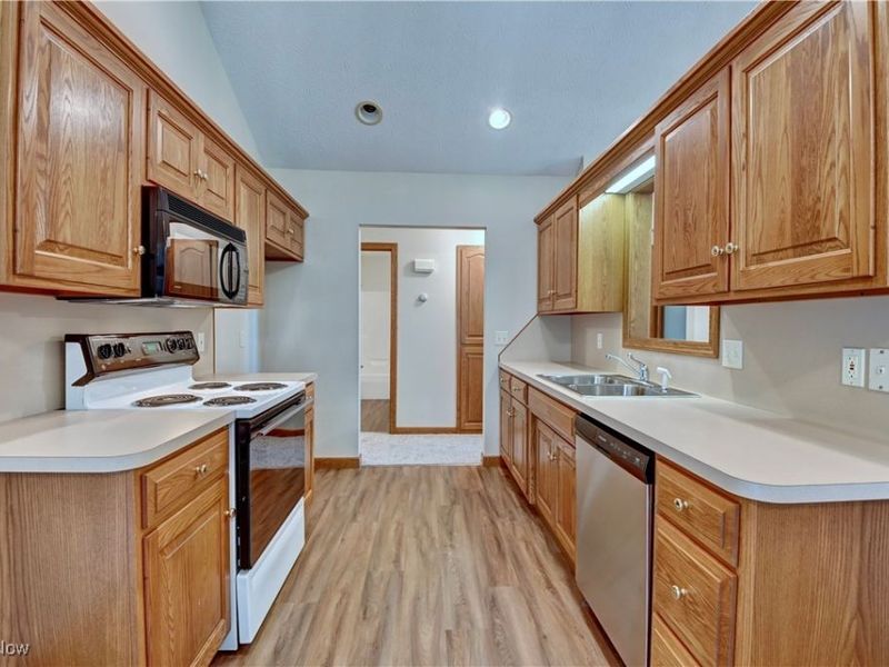 526 E Campbell Street, Loudonville, OH 44842 Photo 18