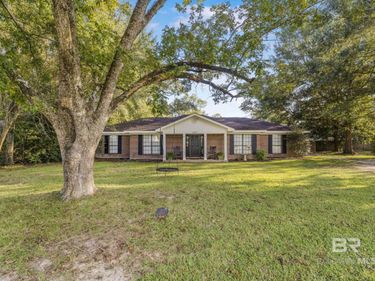 18952 E Silverhill Avenue, Robertsdale, AL 36567