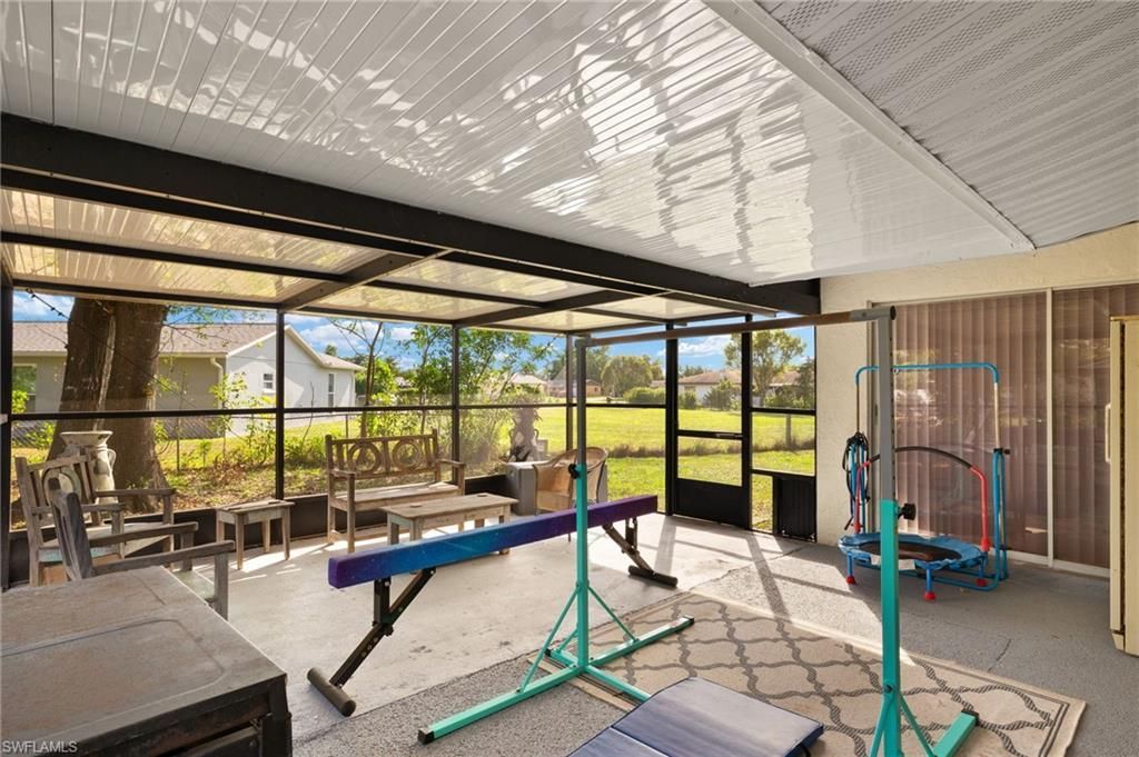 935 Hearty St, North Fort Myers, FL 33903 Photo