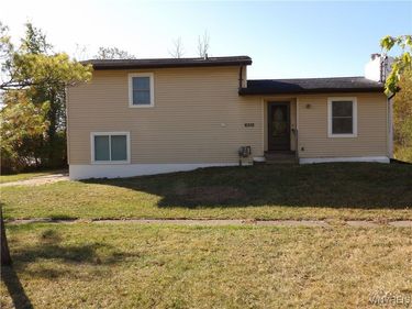 10332 Transit Road, Amherst, NY 14051
