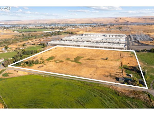 30083 Copper LN, Hermiston, OR 97838