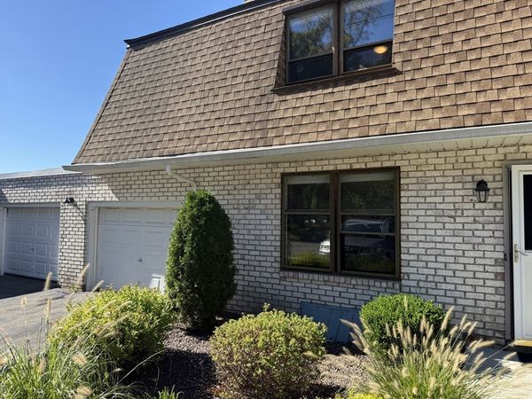 14 Granby Hts, Unit 14, Granby, MA 01033