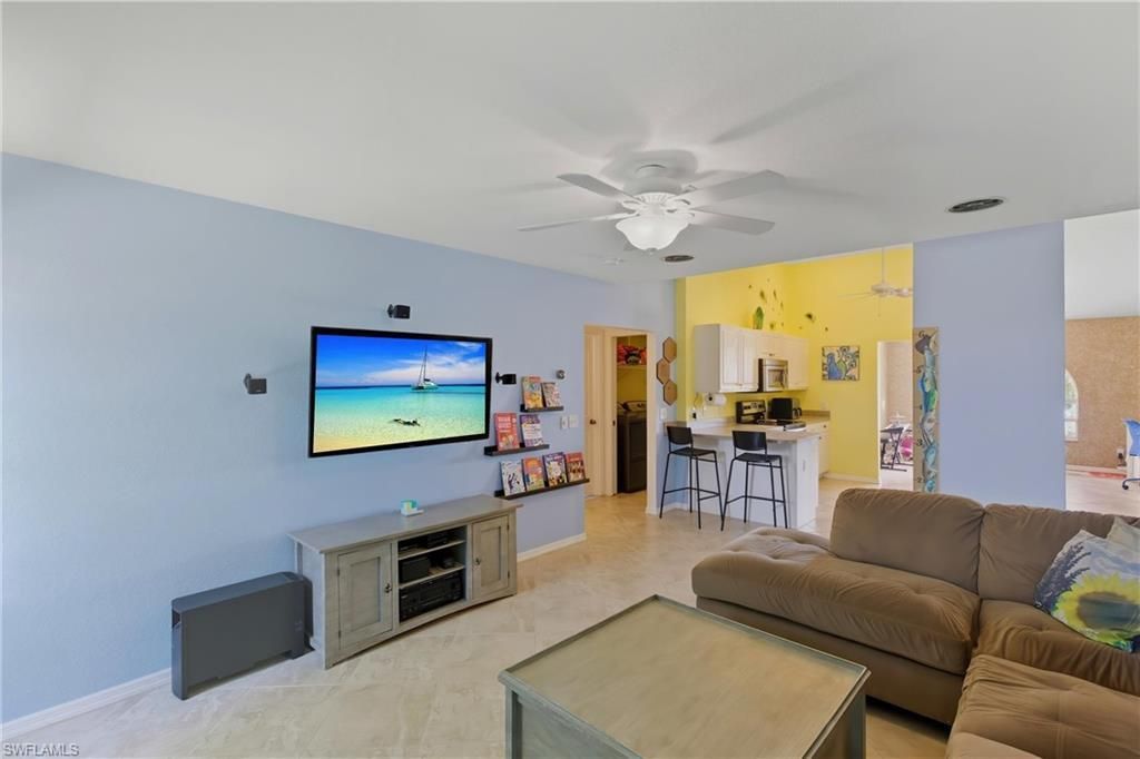 1017 SW 1st St, Cape Coral, FL 33991 Photo