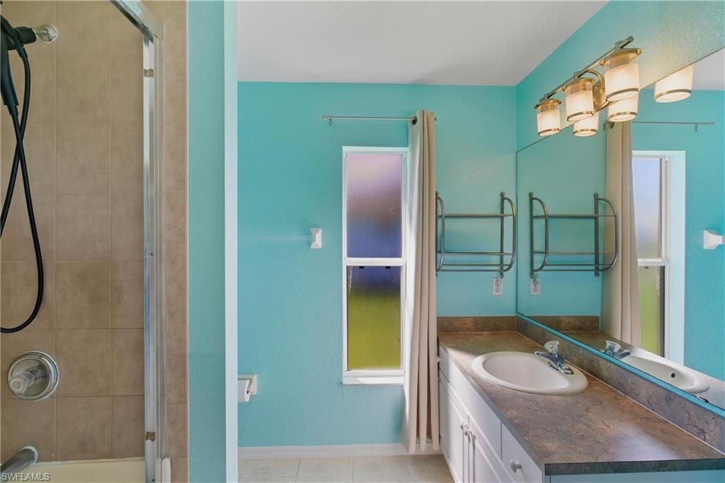 1017 SW 1st St, Cape Coral, FL 33991 Photo