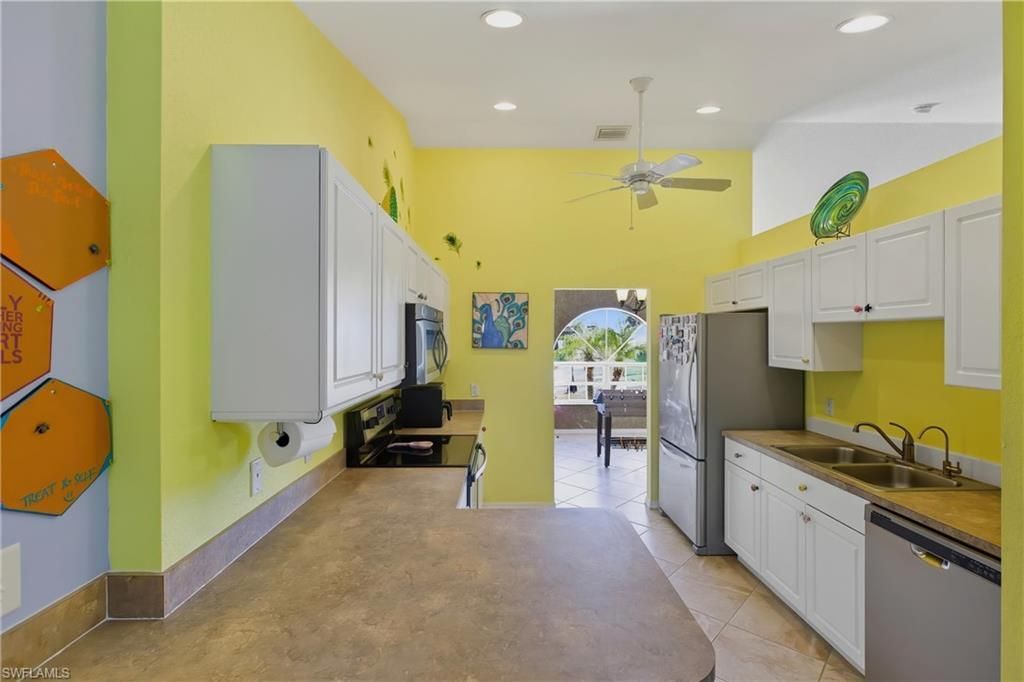 1017 SW 1st St, Cape Coral, FL 33991 Photo